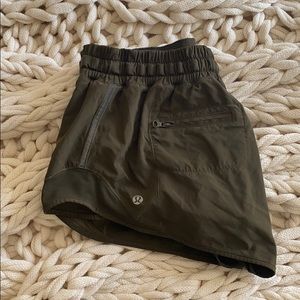 lululemon hotty hot shorts